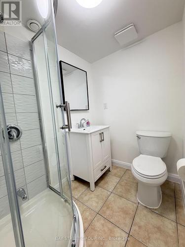 759 Eaglemount Crescent, Mississauga, ON - Indoor Photo Showing Bathroom