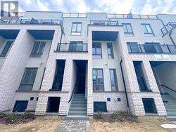 307 - 5 BANCROFT LANE Richmond Hill, ON L4E 1M1