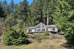 9709 Youbou Rd Youbou, BC V0R 3E1