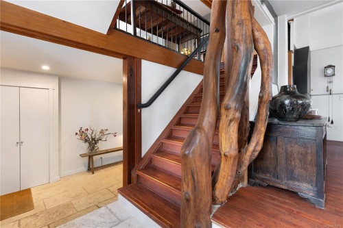 142 Park Dr, Salt Spring, BC 