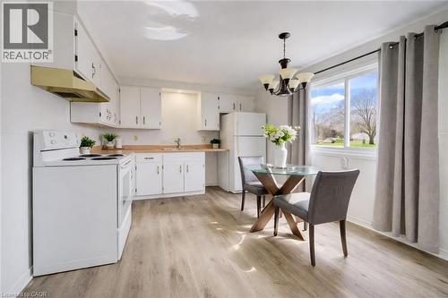 43 Ferguson Avenue, Cambridge, ON - Indoor Photo Showing Kitchen