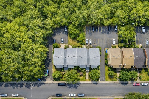 Vue d'ensemble - 8-1955 Rue Jean-Picard, Laval (Chomedey), QC - Outdoor With View