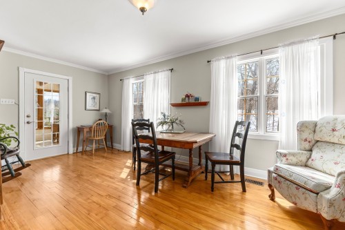 Salle familiale - 428 Rue Brookside, Hudson, QC - Indoor