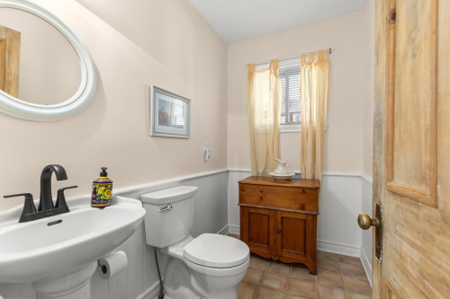 Salle d'eau - 428 Rue Brookside, Hudson, QC - Indoor Photo Showing Bathroom