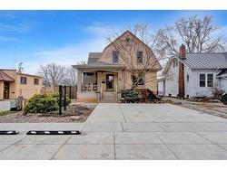 16 Victoria Avenue  Chatham, ON N7L 2Z6