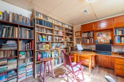Bureau - 