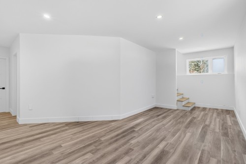 Salle familiale - 2361 Ch. Deschesne, Saint-Denis-De-Brompton, QC 
