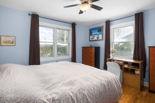 Chambre à coucher - 79 Av. Hartford, Pointe-Claire, QC - Indoor Photo Showing Bedroom