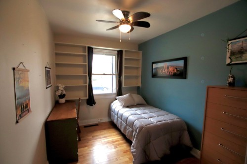 Chambre à coucher - 79 Av. Hartford, Pointe-Claire, QC - Indoor