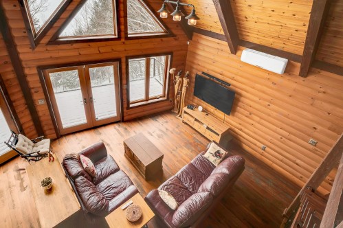 Vue d'ensemble - 1907 Rue Grilli, Wentworth-Nord, QC - Indoor With Fireplace