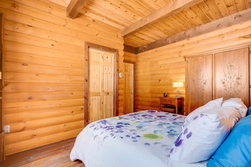 Chambre à coucher - 1907 Rue Grilli, Wentworth-Nord, QC - Indoor Photo Showing Bedroom