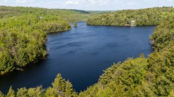 Vue sur l'eau - 