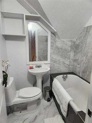 138 Inkster Blvd, Winnipeg, MB 