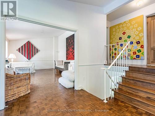 285 Pinetree Way, Mississauga, ON - Indoor Photo Showing Other Room