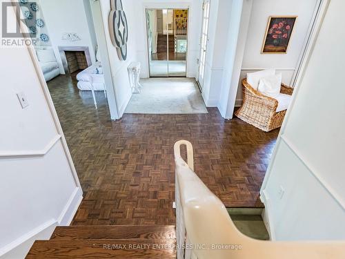285 Pinetree Way, Mississauga, ON - Indoor Photo Showing Other Room