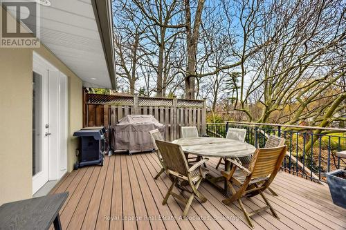 1561 Pinetree Crescent, Mississauga, ON - Outdoor With Deck Patio Veranda With Exterior