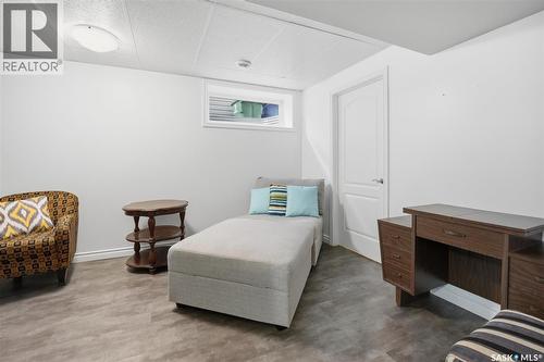 330 Lynd Lane, Saskatoon, SK - Indoor