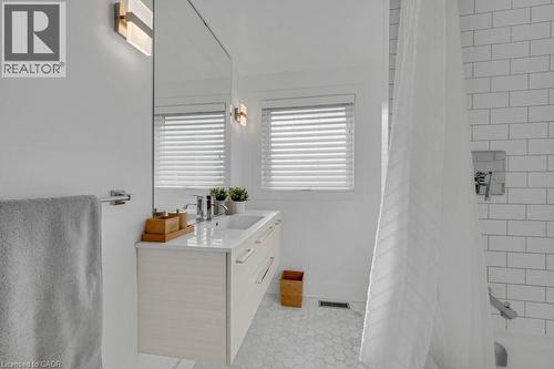 628 Ardleigh Crescent, Burlington, ON - Indoor