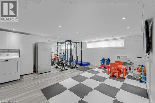 628 Ardleigh Crescent, Burlington, ON - Indoor Photo Showing Laundry Room