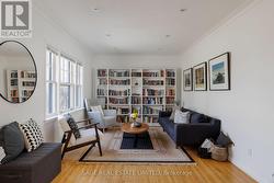 45 GRANTBROOK STREET Toronto, ON M2R 2E8