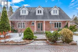 925 15TH SIDE ROAD King, ON L7B 1K5