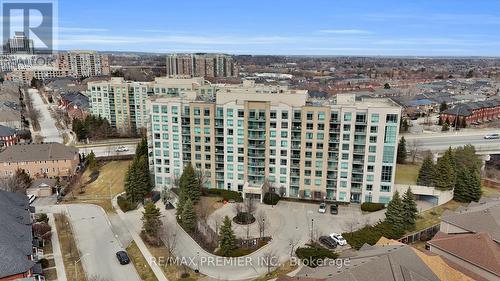 220 - 51 BAFFIN COURT  Richmond Hill, ON L4B 4P6
