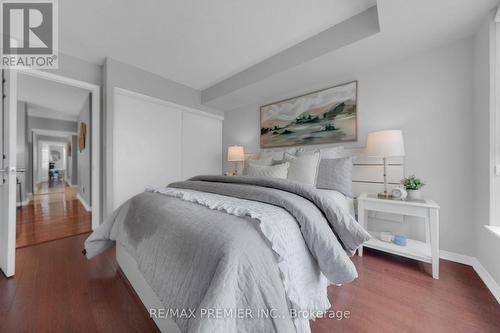 220 - 51 Baffin Court, Richmond Hill, ON - Indoor Photo Showing Bedroom