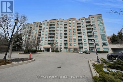 220 - 51 Baffin Court, Richmond Hill, ON - Outdoor With Balcony With Facade