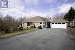 20 View Street  Dartmouth, NS B2Y 1V2