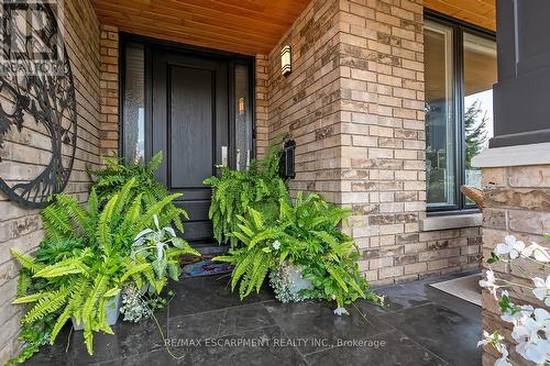 4252 Sarazen Drive, Burlington, ON - Outdoor