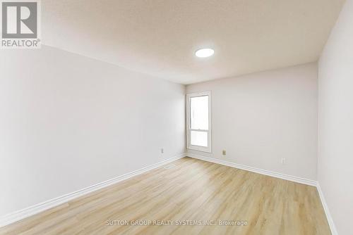 2662 Canberra Road, Mississauga, ON - Indoor Photo Showing Other Room