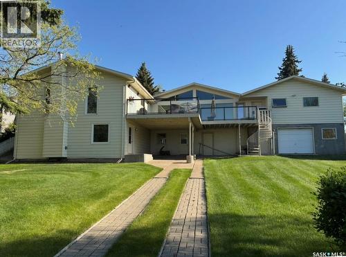 110 Logan Crescent E, Yorkton, SK - Outdoor With Facade