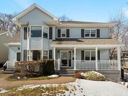2 Mount Royal Court  Dartmouth, NS B3A 4R5