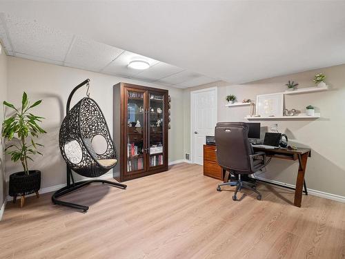 4 Chestnut Lane, Dartmouth, NS 