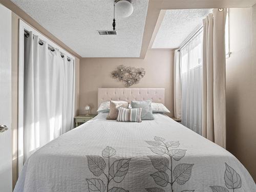 4 Chestnut Lane, Dartmouth, NS 