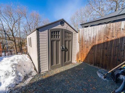 4 Chestnut Lane, Dartmouth, NS 