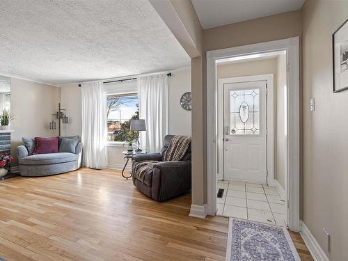 4 Chestnut Lane, Dartmouth, NS 