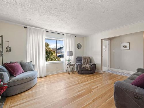 4 Chestnut Lane, Dartmouth, NS 