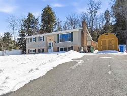 42 Meadow Drive Beaver Bank, NS B4G 1B5