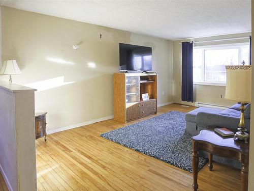 33 Micmac Drive, Dartmouth, NS 