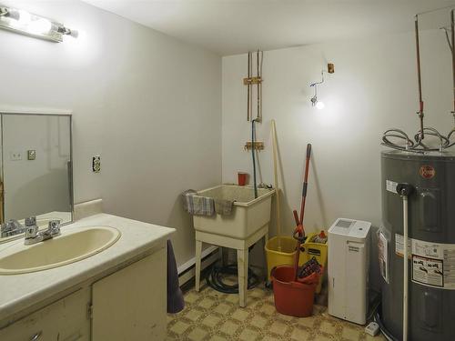 33 Micmac Drive, Dartmouth, NS 