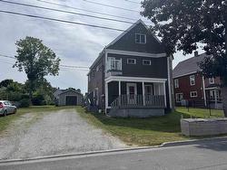 34 Oxford Avenue Sydney Mines, NS B1V 2J2