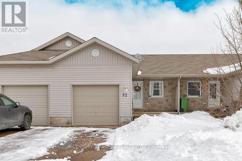 22 WILSON AVENUE  Petawawa, ON K8H 3P5
