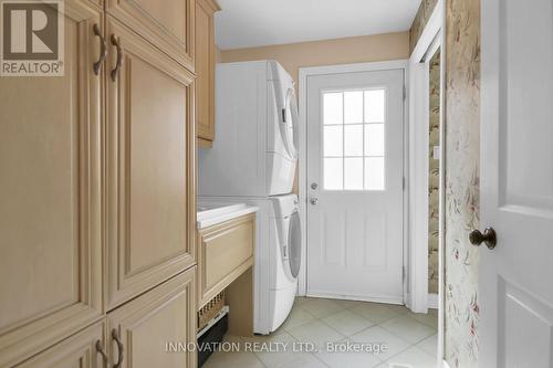 3024 Uplands Drive, Ottawa, ON - Indoor