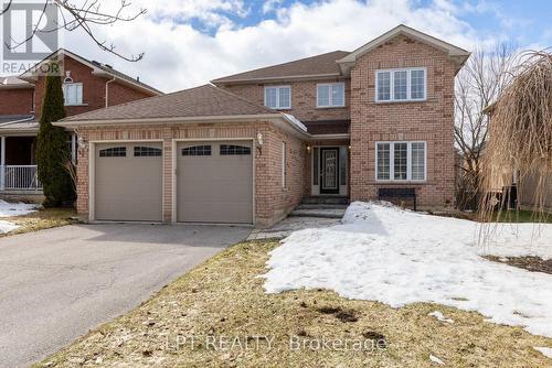 36 IVYGREEN ROAD  Georgina, ON L4P 4B7