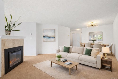 207-7865 Patterson Rd  Central Saanich, BC V8M 2C7