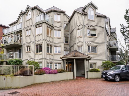 301-1687 Poplar Ave  Saanich, BC V8P 4K5