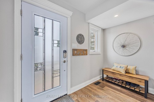18 Peter Street, Amaranth, ON - Indoor Photo Showing Other Room