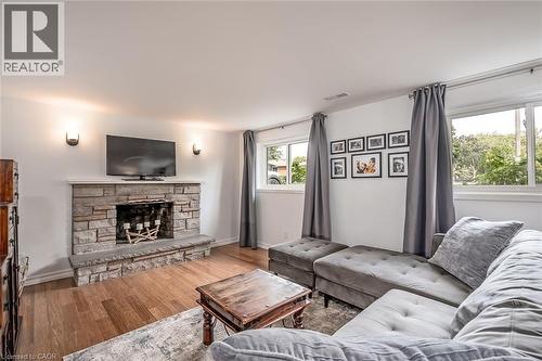 406 Oakwood Drive, Burlington, ON - Indoor Photo Showing Living Room With Fireplace