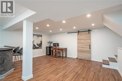 406 Oakwood Drive, Burlington, ON - Indoor